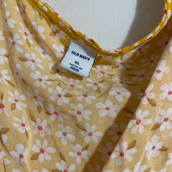 Tie Up Floral Dress - Picture 3 of 3